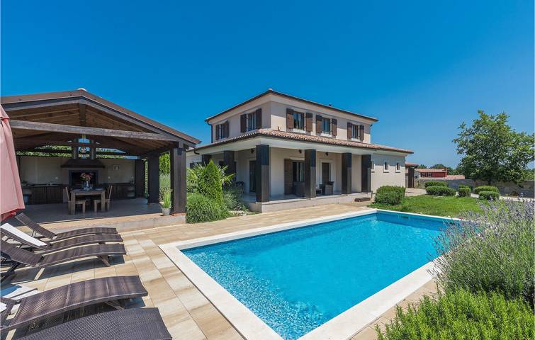 Ferienhaus für 12 Personen, mit Garten und Sauna, mit Haustier in Istrien