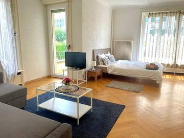Gîte pour 2 personnes, avec vue et balcon à Lausanne