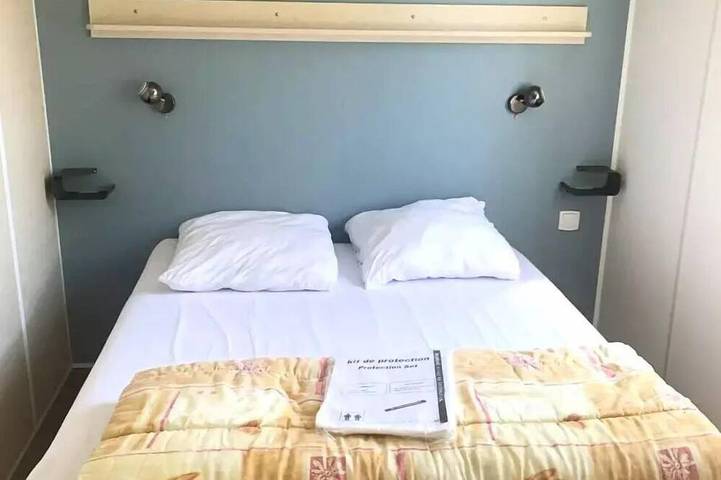 Mobil home pour 2 personnes dans Plage De La Paree Du Jonc - 2