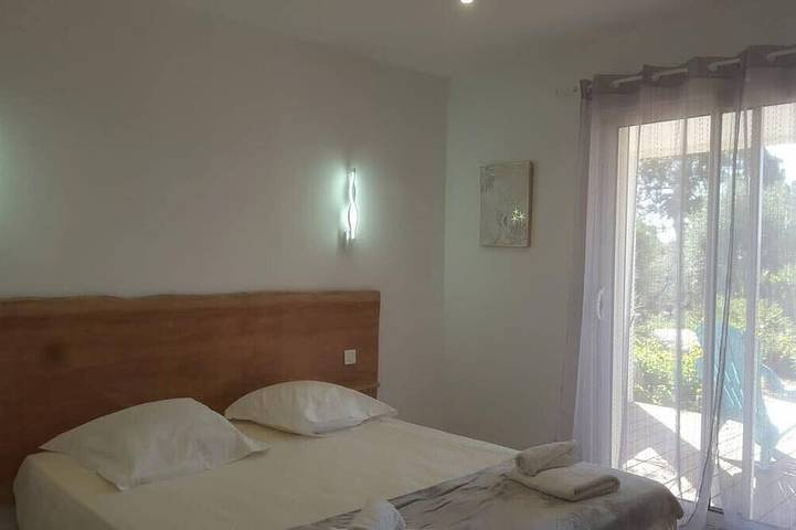 Appartement entier, Résidence Mina 4*-appartement T2 vue mer in Sainte-Lucie de Porto-Vecchio, Zonza
