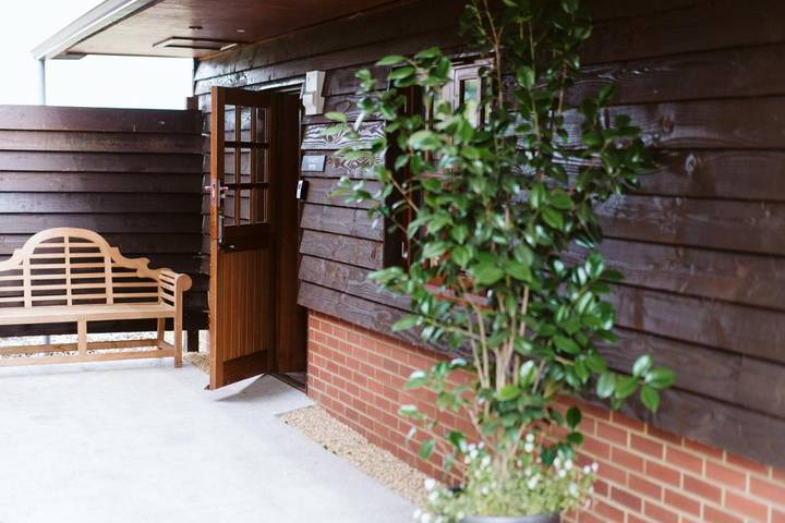 Bed and breakfast for 2 people, with garden and terrace in Hampshire