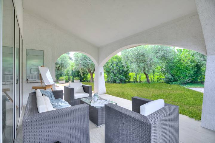 Ferienhaus für 5 Personen, mit Seeblick und Pool sowie Balkon, kinderfreundlich in San Felice del Benaco - 3