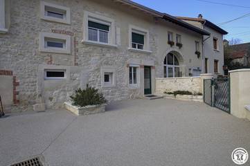 Gîte pour 3 Personnes dans Samognat, Nantua, Photo 1