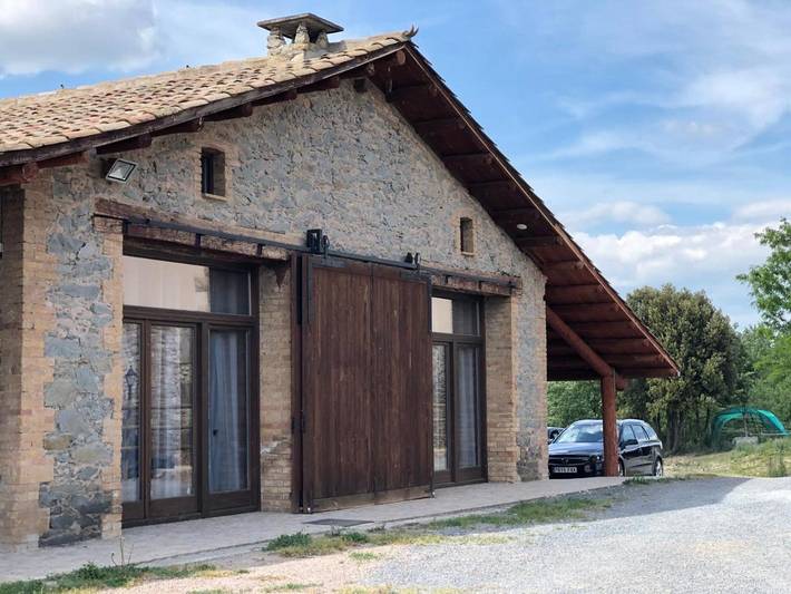Casa rural para 10 personas, con Balcón y Jacuzzi además de Terraza y Jardín en Osona - 4