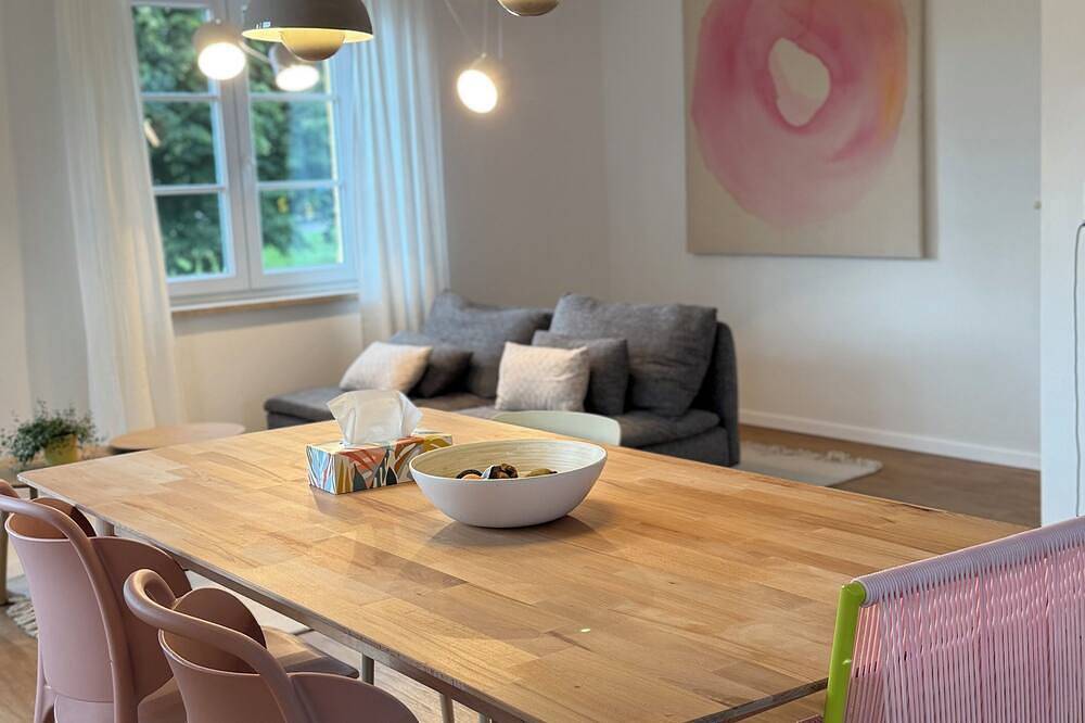 Ganze Wohnung, 100m² Ferienwohnung Villa 19hundert5 modern und zentrale Lage in Lindenberg im Allgäu, Bayerisch Schwaben