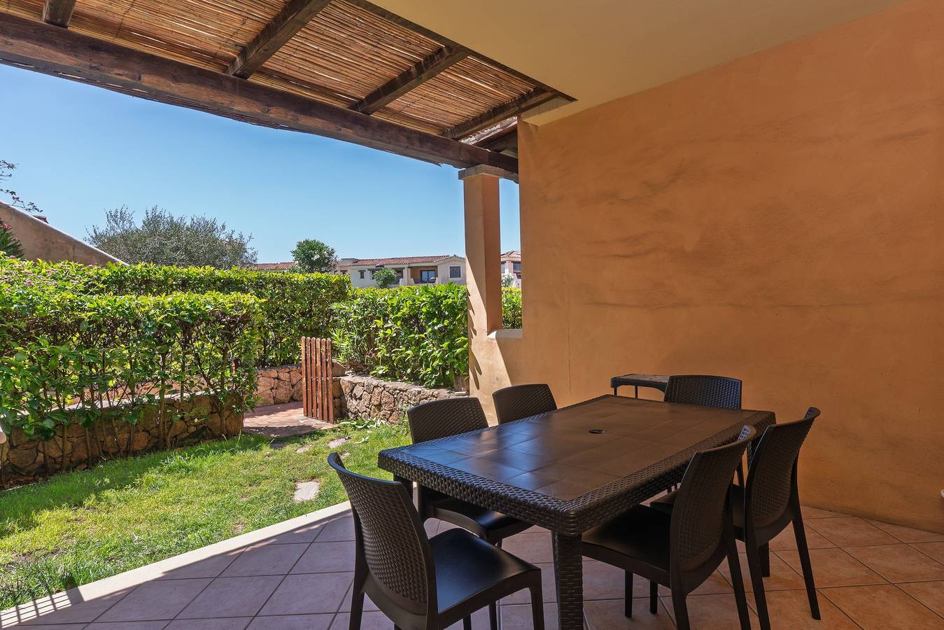 Maison de vacances 'Dattero' avec vue montagne, piscine, terrasse et climatisation in Murta Maria, Gallura