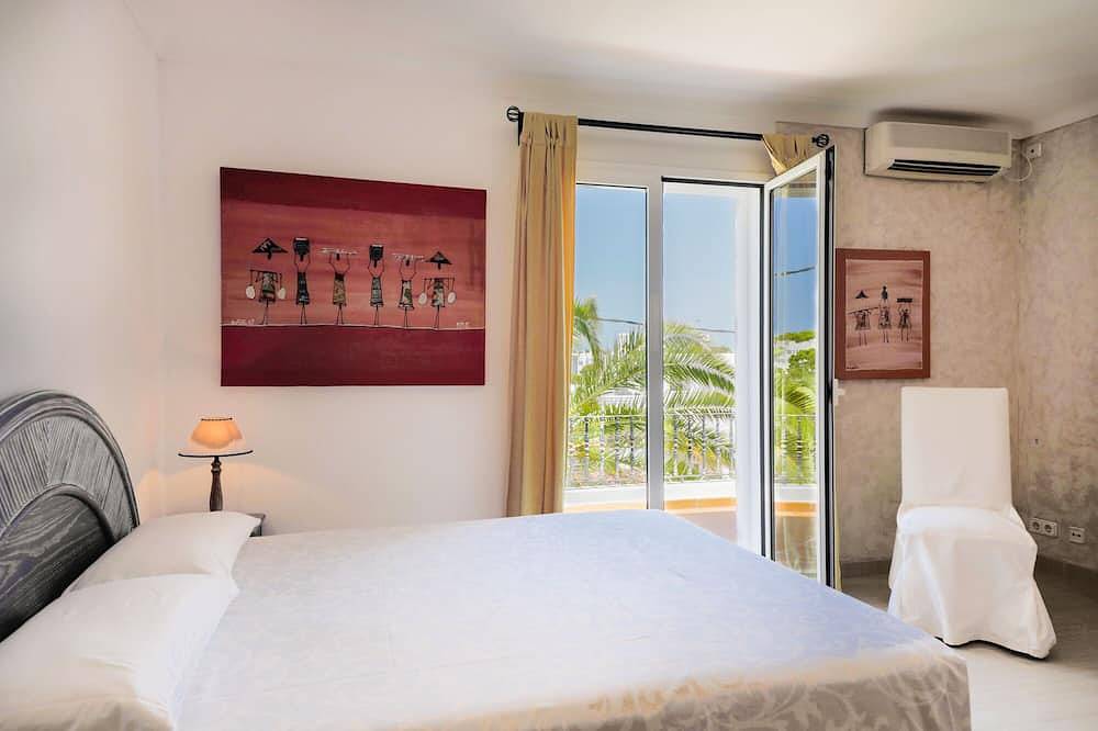 Villa Marques de Comillas in Strandnähe, privater Pool, Wifi, zentrale Lage in Caló de ses Dones (Santanyí), Santanyí