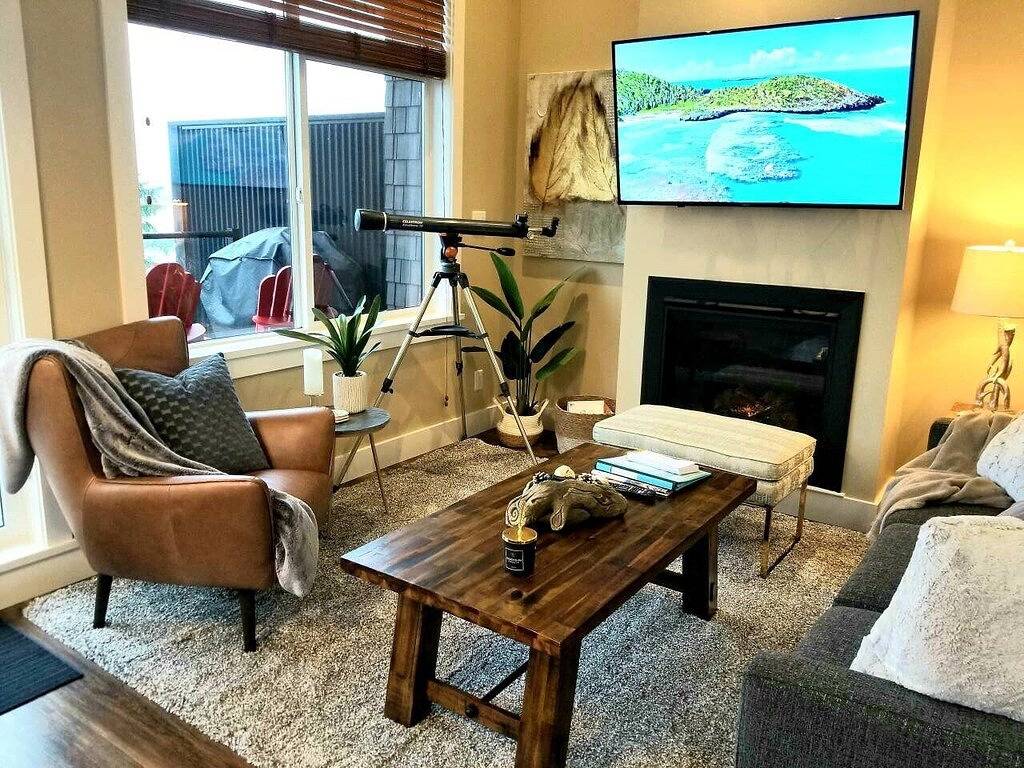 Ocean Pearl (Oceanfront - Amazing Views ) H627189082 in Port Renfew, Vancouver Island