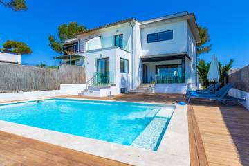 Villa in Can Picafort, Santa Margalida für 8 