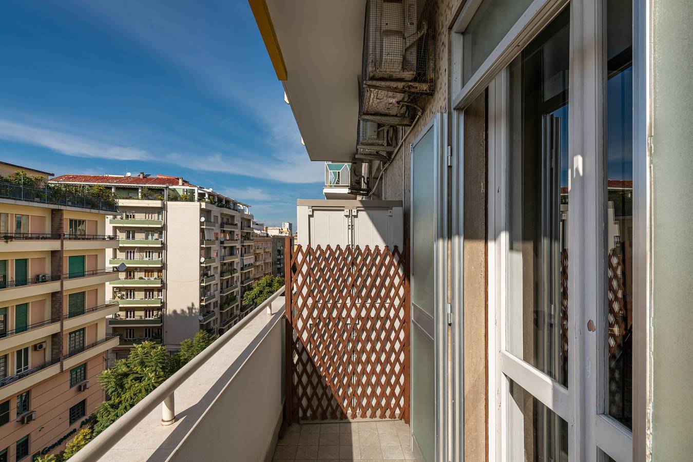 Hel lejlighed, Ferielejlighed for 3 personer med balkon in Sant'Alenixedda, Cagliari