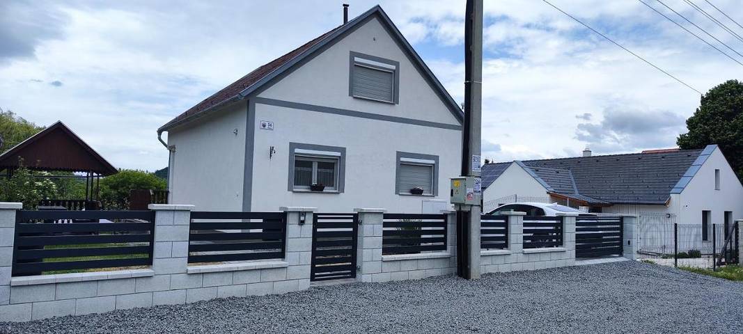 Ferienhaus für 6 Personen, mit Garten und Ausblick