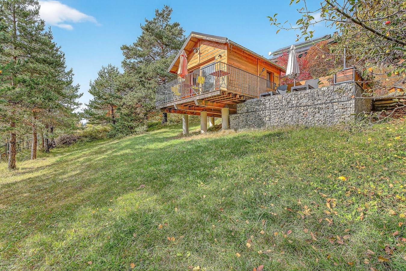 Chalet « Shangri-la » con vistas a la montaña, jardín privado y Wi-Fi in Saint-Jean-Saint-Nicolas, Parque Nacional de los Ecrins