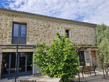 Gîte pour 13 personnes, avec jardin à Montfaucon (France)