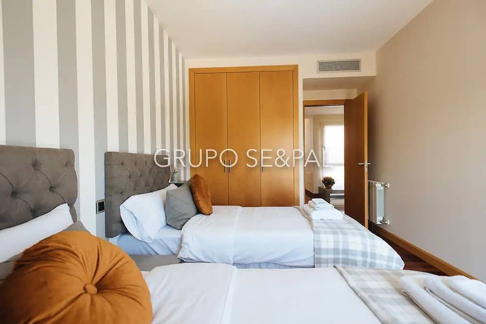 Luxury Property overlooking the 13th Fairway in Alcalá de Guadaíra, Sevilla Province