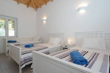 Villa for 11 People in Kalami, Corfu, Photo 1