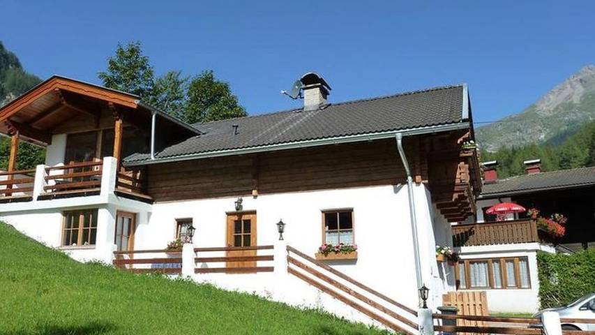 Hütte für 4 Personen, mit Garten und Balkon, kinderfreundlich in Heiligenblut