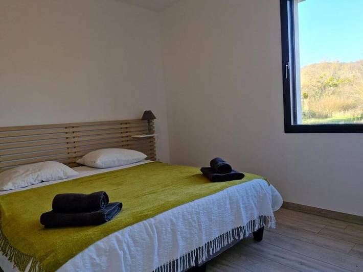 Location de vacances pour 8 personnes, avec terrasse et jardin à Saint-Jean-le-Thomas - 3