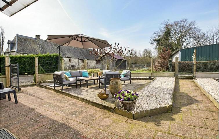 Location de vacances pour 8 personnes à Frênes - 2