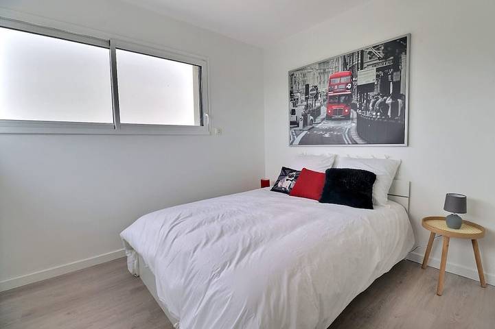 Location de vacances pour 12 personnes, avec balcon ainsi que jacuzzi et jardin à Montauban-de-Bretagne - 4