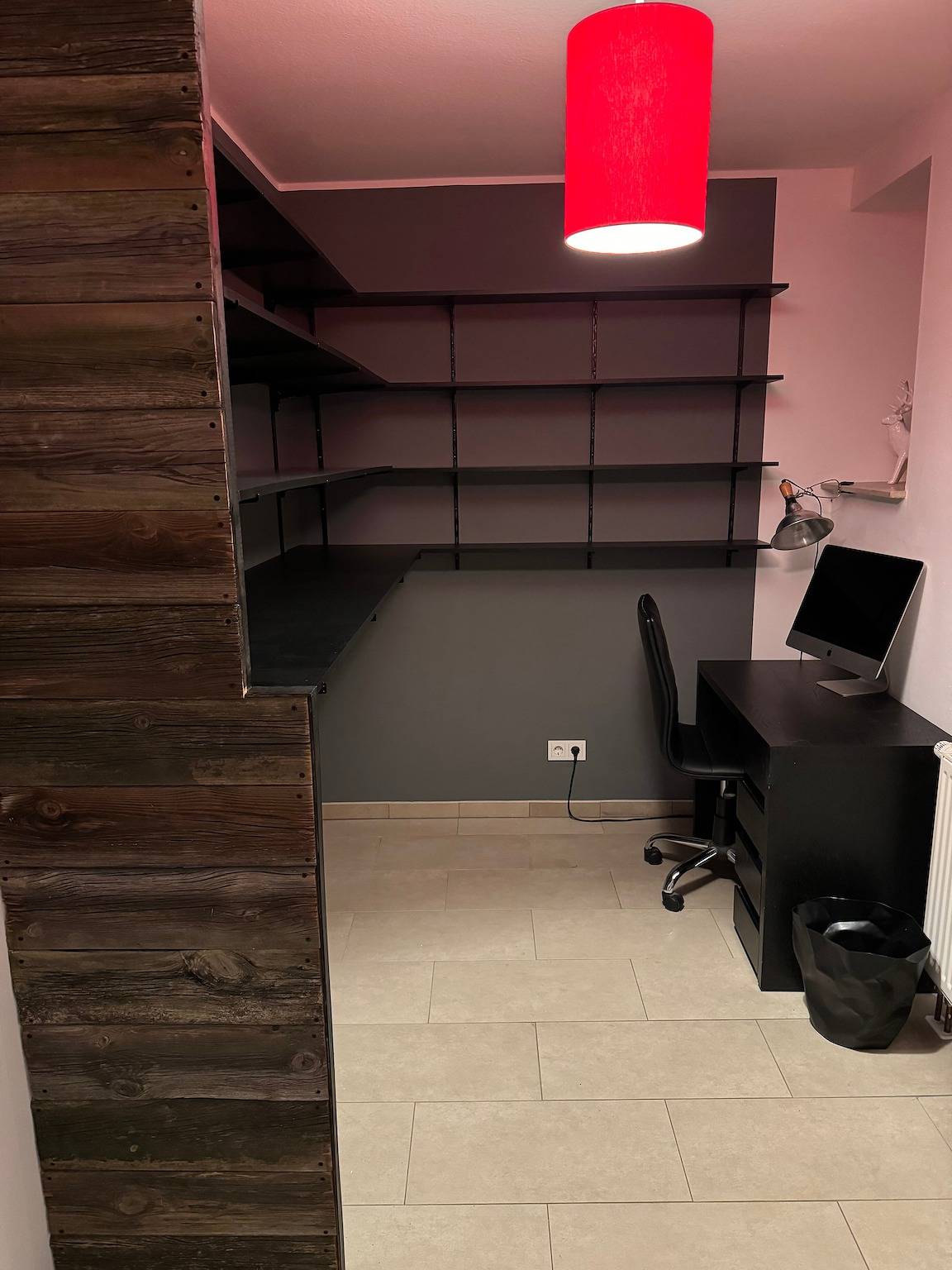 Apartamento entero, Apartamento "Obere Beutau, Esslingen" con terraza compartida y Wi-Fi in Esslingen, Distrito de Esslingen