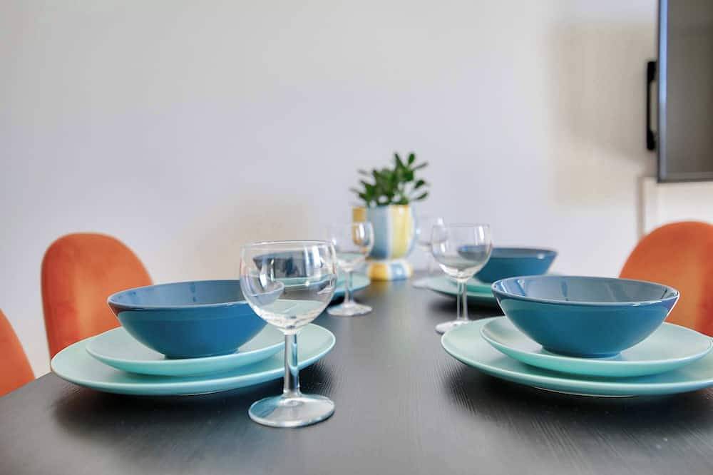 Entire apartment, Cosy 1-bedroom apartment fully equipped south Paris in Ivry-sur-Seine, Val-de-Marne