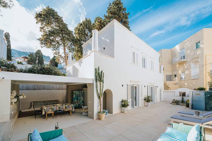 Villa per 8 persone, con Terrazza e Giardino a Capri