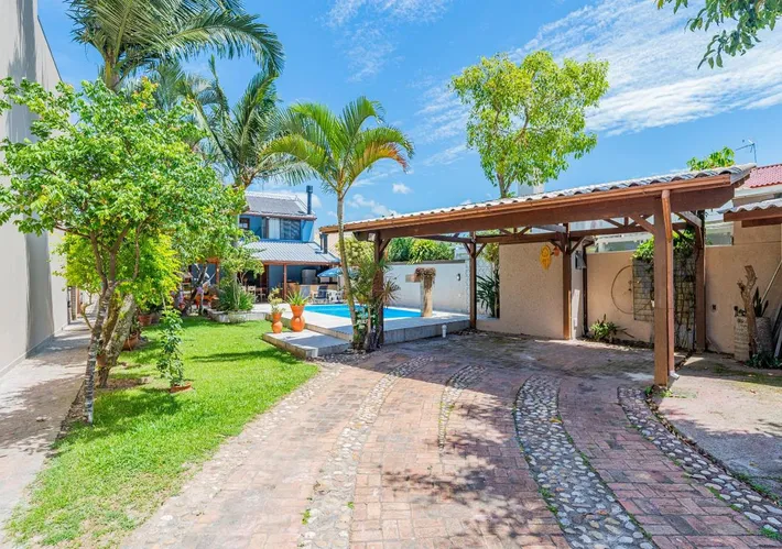 Maison de vacances pour 14 personnes, avec jacuzzi ainsi que piscine et jardin, animaux acceptés - 1