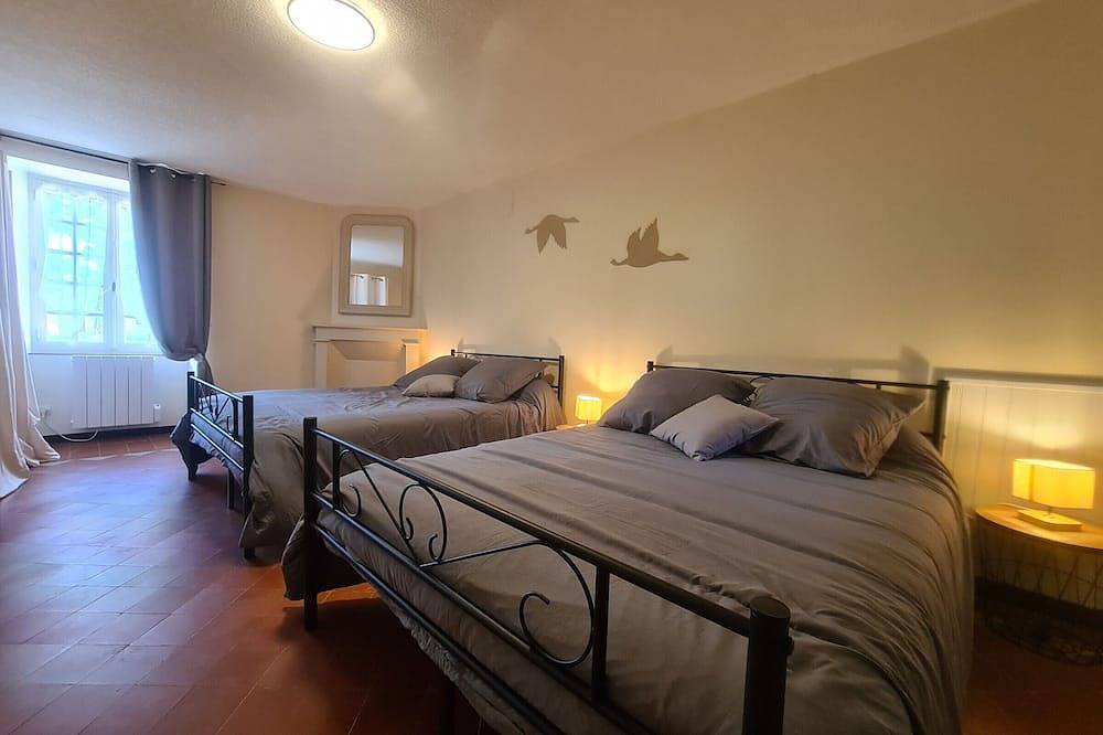 Einstöckiges Haus mit Teich, Bettwäsche und Reinigung inklusive in Migné, Le Blanc und Umgebung