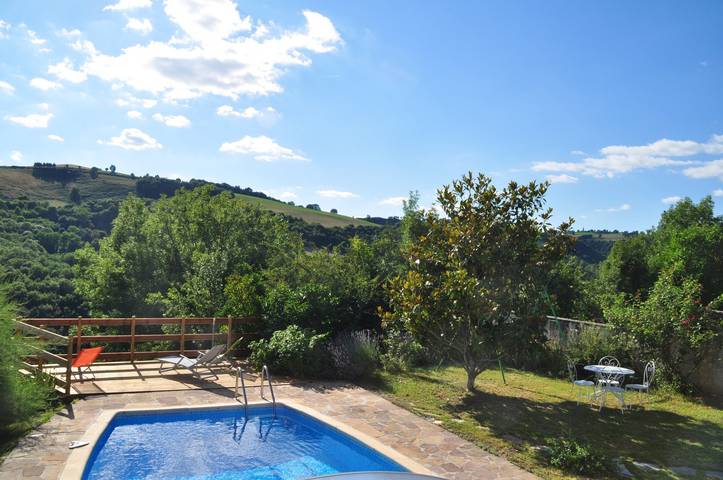 Gîte pour 4 personnes, avec piscine et terrasse, animaux acceptés - 1