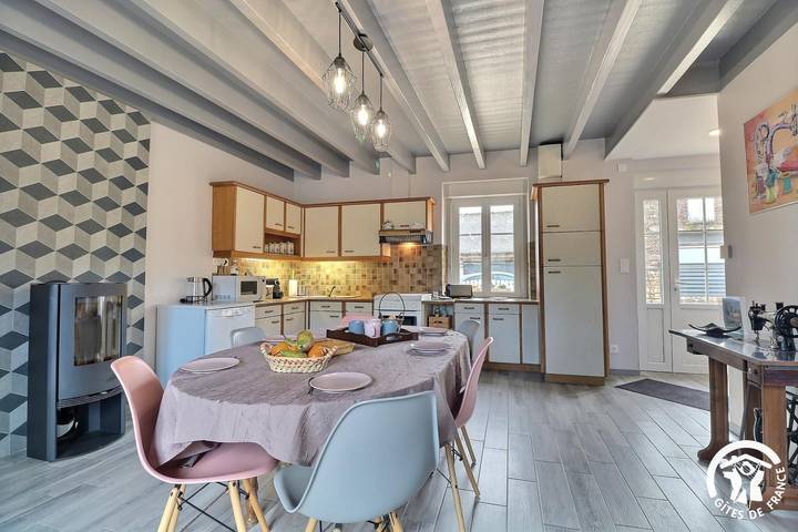 Gîte pour 4 personnes, avec jardin à Montfort-sur-Meu - 4