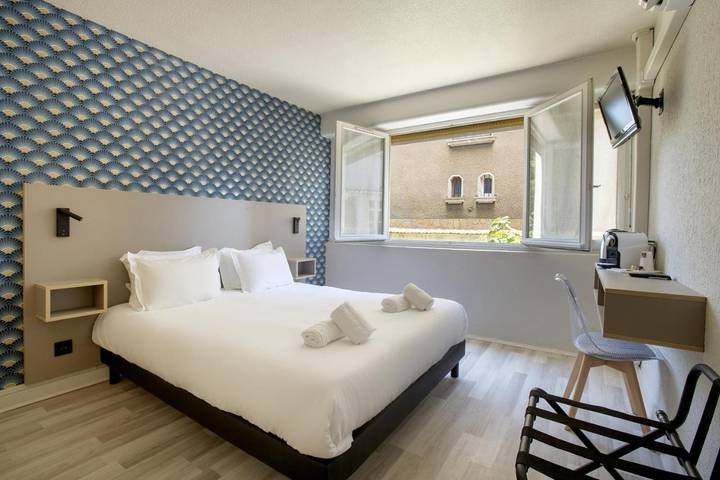 Hôtel pour 2 personnes, avec vue à Bron - 3