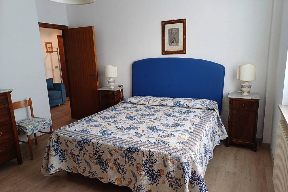 Apartamento entero, Apartment 1st row sea with beautiful terrace in Grottammare, Grottammare (Comune)