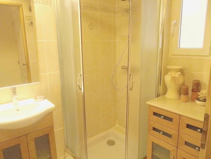 Location de vacances pour 7 personnes, avec jardin et piscine à Althen-des-Paluds - 2