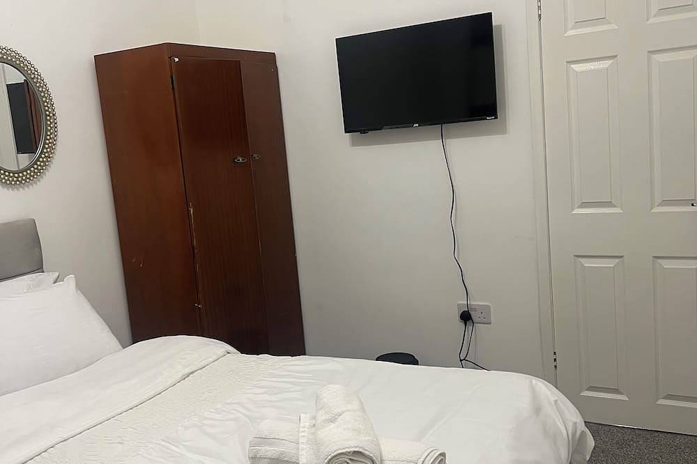 Your cosy, family-friendly space is the perfect getaway! with modern amenities in Northampton, Northamptonshire