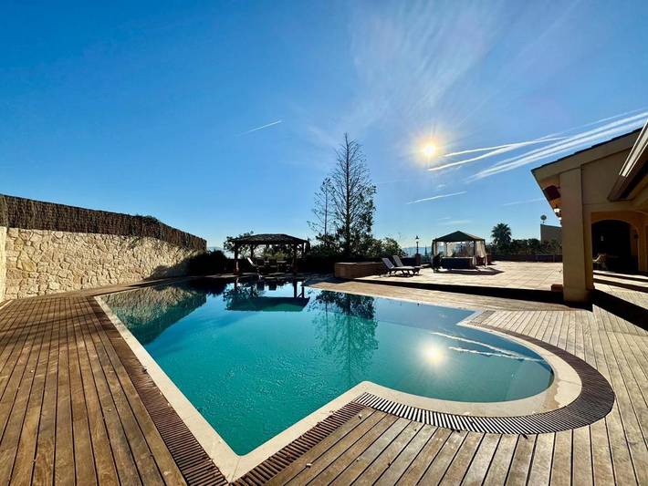 Chalet para 14 personas, con Balcón y Jacuzzi además de Terraza y Jardín en Valles Occidental - 2