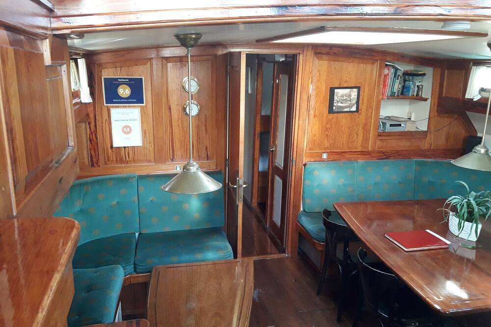 Tjalkjacht Pelikaan Lemmer in Lemmer, Ijsselmeer