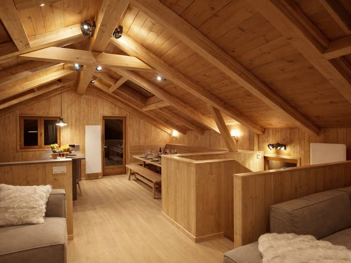 Chalet pour 14 personnes, avec jacuzzi et sauna
