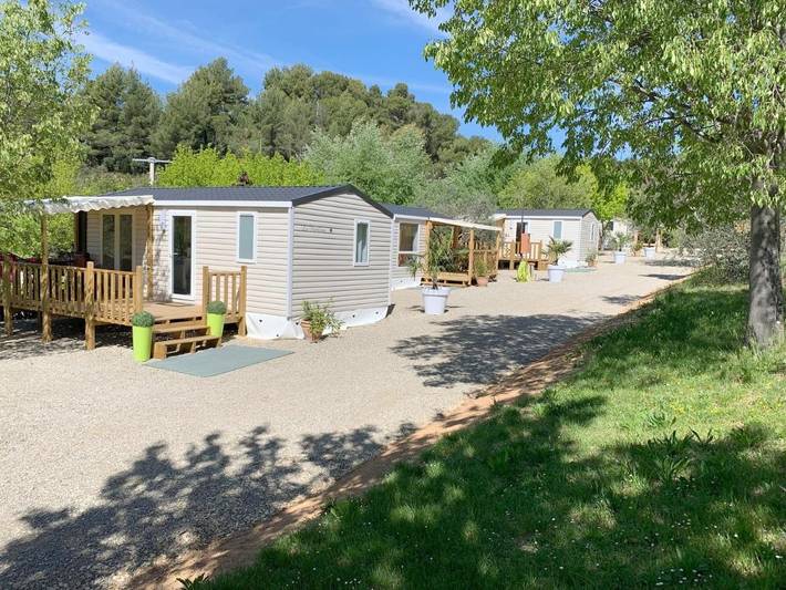 Location de vacances pour 4 personnes, avec Terrasse ainsi que Jardin et Vue à Moustiers-Sainte-Marie