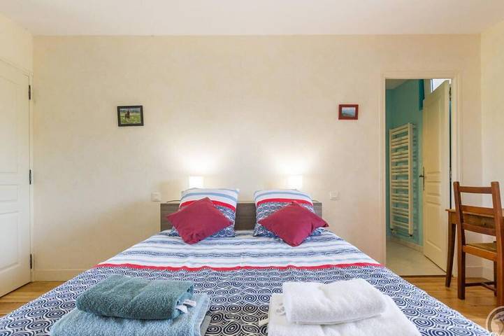 Gîte pour 3 personnes, avec jardin, animaux acceptés à Hauteville-la-Guichard - 4