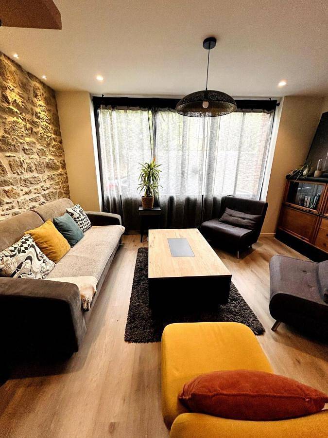 Location de vacances pour 6 personnes, avec terrasse dans Office de Tourisme de Cancale