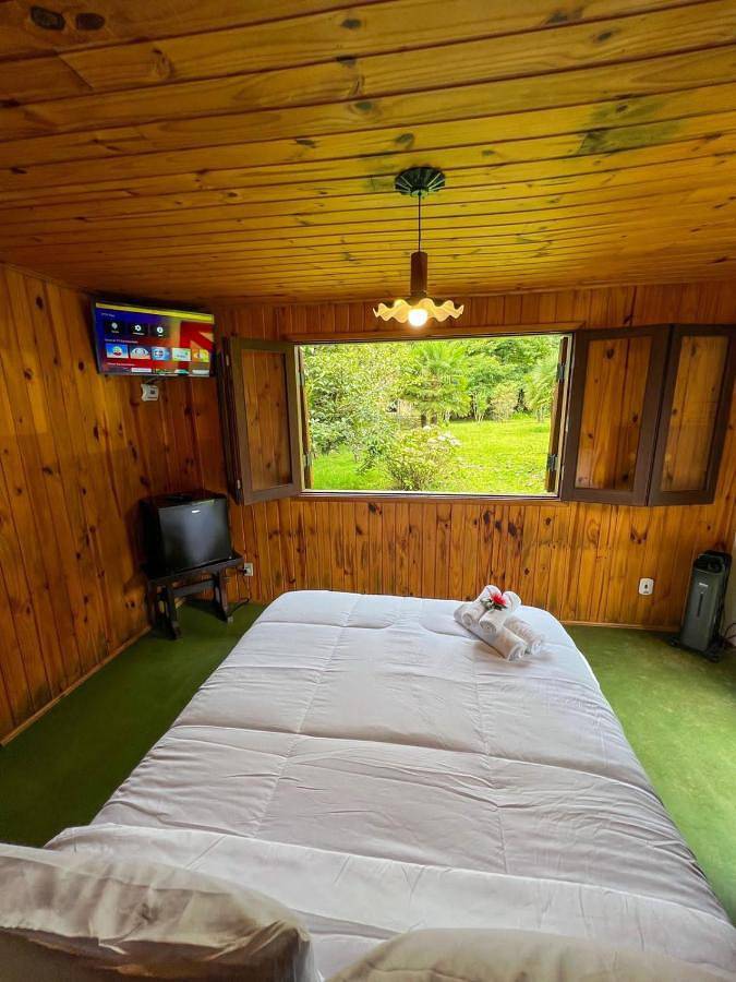 Camping pour 2 personnes, avec vue et jardin, animaux acceptés