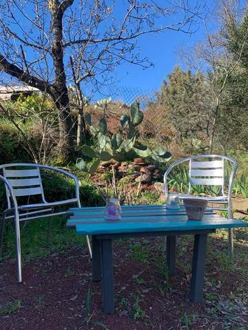 Gîte pour 6 personnes, avec jardin à Octon