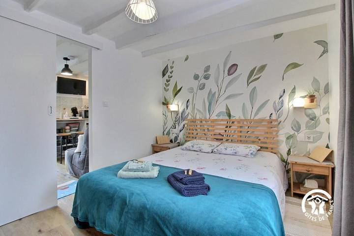 Le Tigîte B&B: petit dej, entrée privée, linge, > 4pers - Guest house avec options repas possibles et 2 espaces nuit in Allaire, Région de Vannes