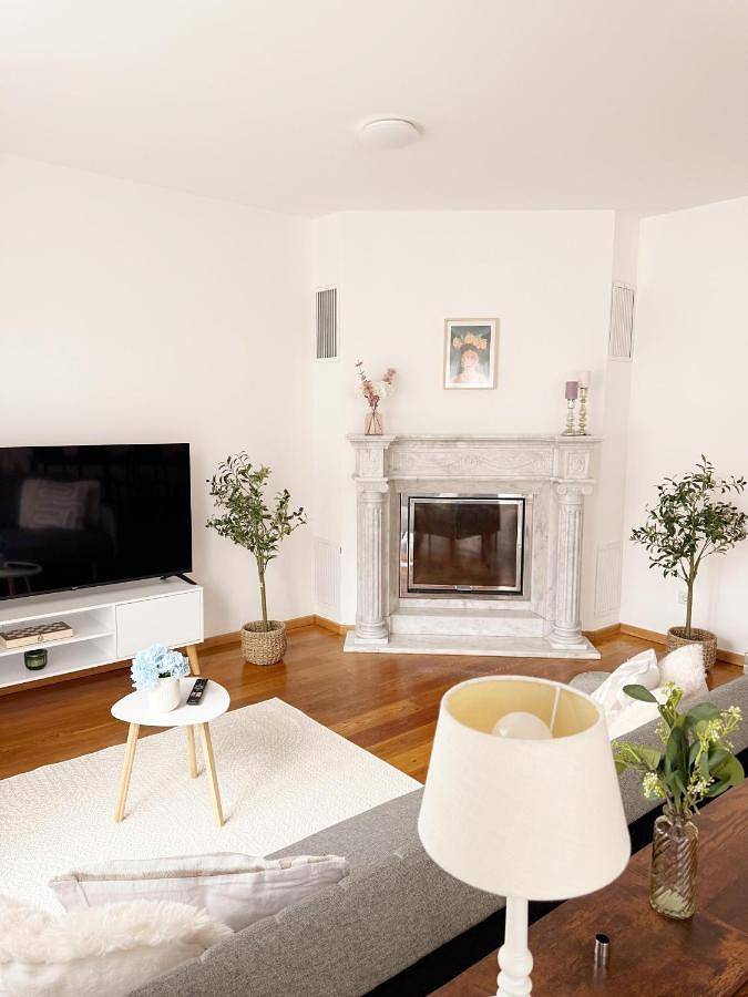 Ferienhaus für 13 Personen, mit Balkon und Whirlpool sowie Terrasse und Garten in Langenhagen - 2