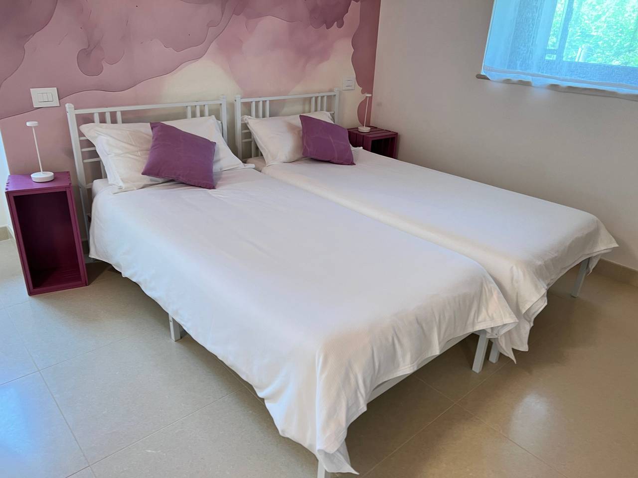 Wine Room with Shared Garden, Wi-Fi and Air Conditioning in Negrar, Verona Province