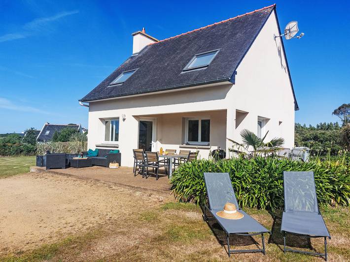Location de vacances pour 6 personnes, avec terrasse et jardin dans L Armor - 3