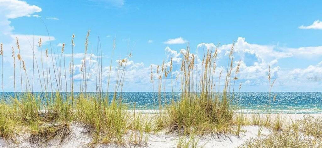 Vacation rental for 4 people, with yard in Treasure Island