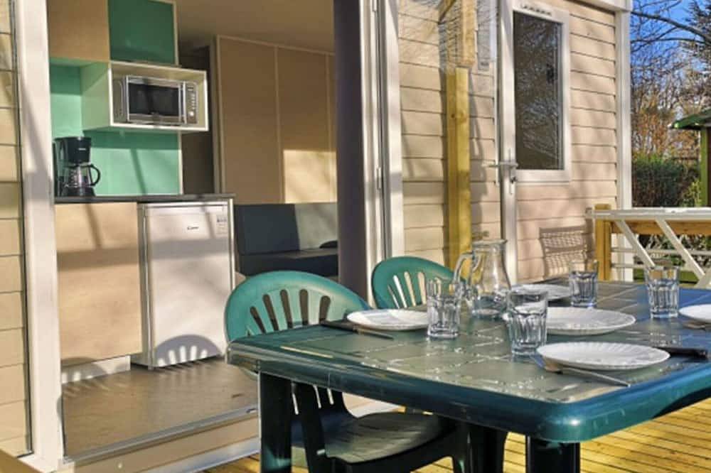 Casa Móvil con Terraza en Collias para 2 personas in Collias, Region de Nimes