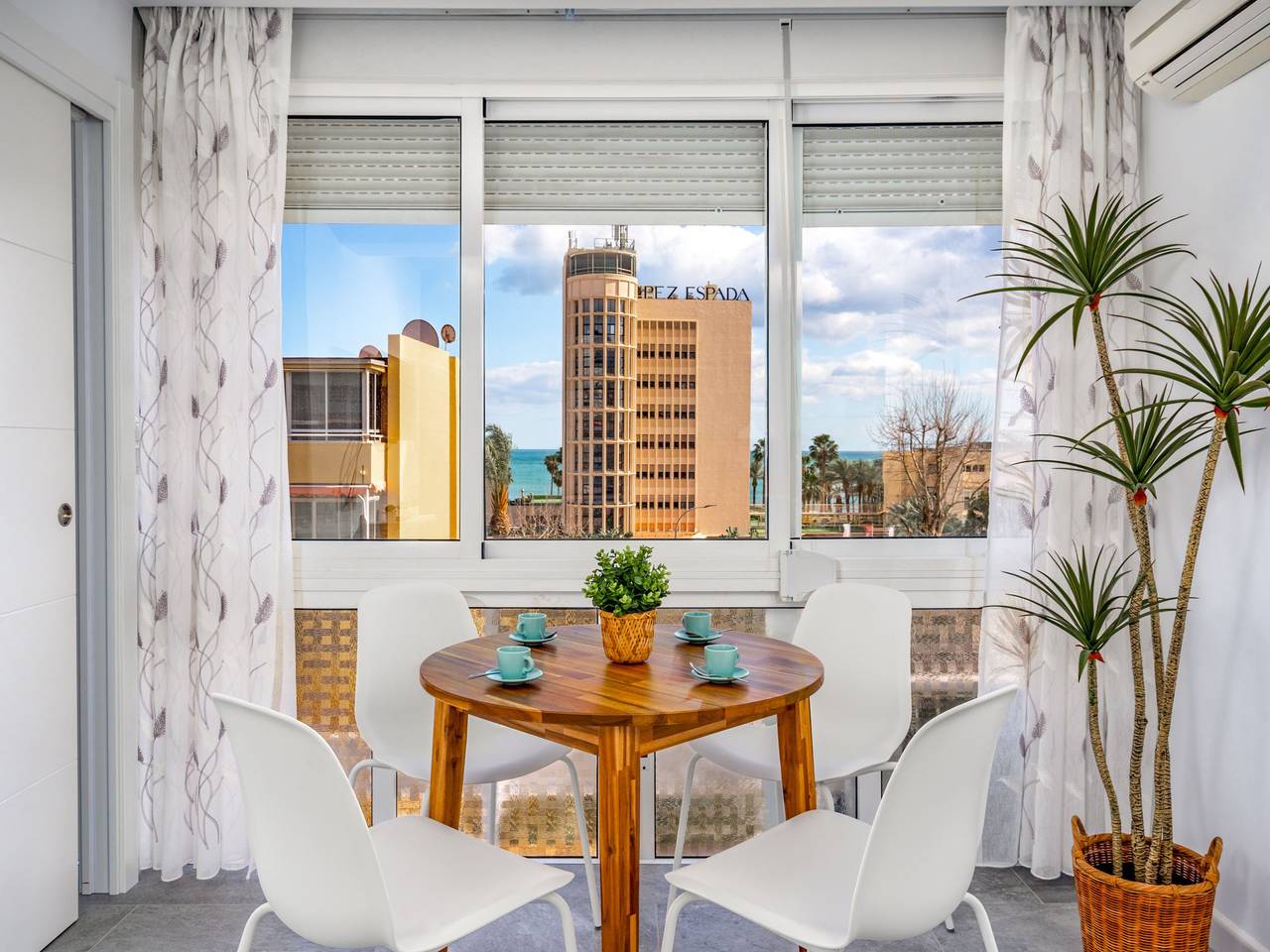 Ganze Wohnung, Eurosol in La Carihuela, Torremolinos