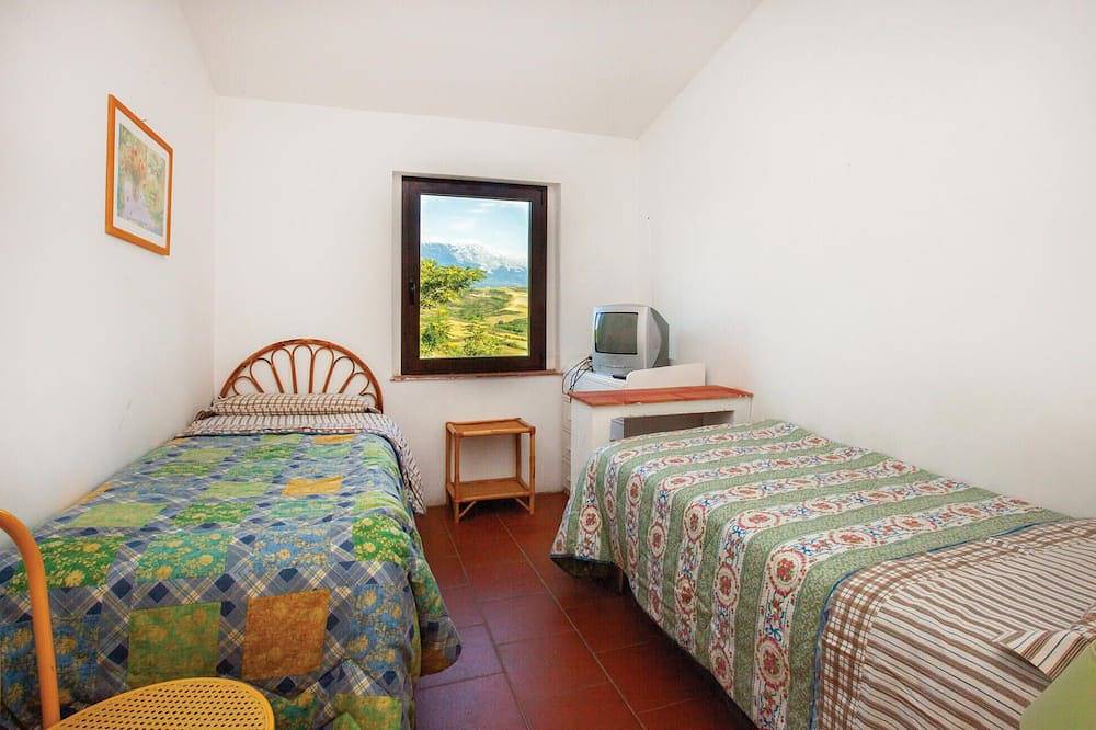 Nice home in Tocco da Casauria in Tocco da Casauria, Nationalpark der Majella